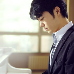 鸭嘴器扩张调教sm
